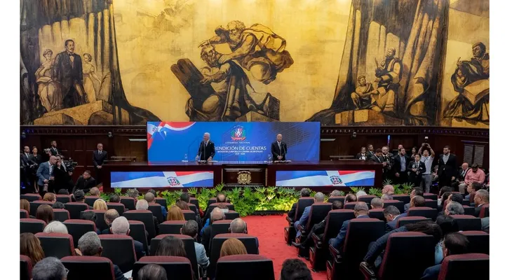 Ricardo de los Santos destaca logros de gestión en el Senado