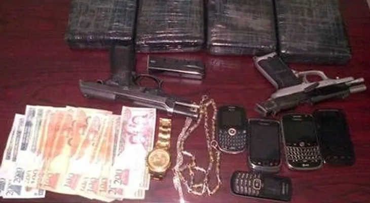La DNCD atrapa banda de un italiano con cuatro paquetes cocaína
