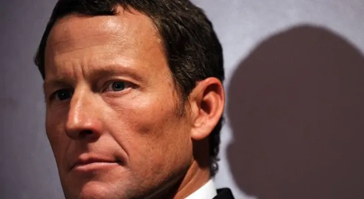 Armstrong afirma que "sin dopaje, es imposible ganar el Tour"  