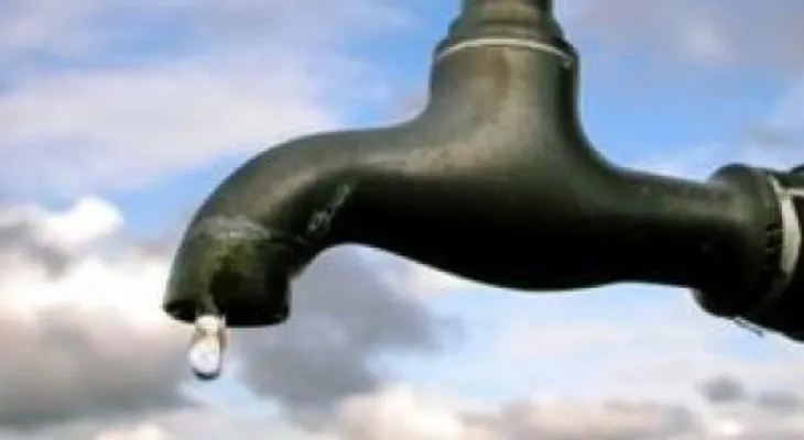 Residentes en comunidad de Azua tienen dos años sin recibir agua potable