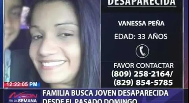 Familiares buscan a Vanessa Peña 