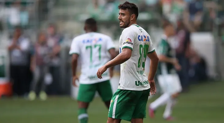 Así está el jugador del Chapecoense Alan Ruschel nueve días después del accidente