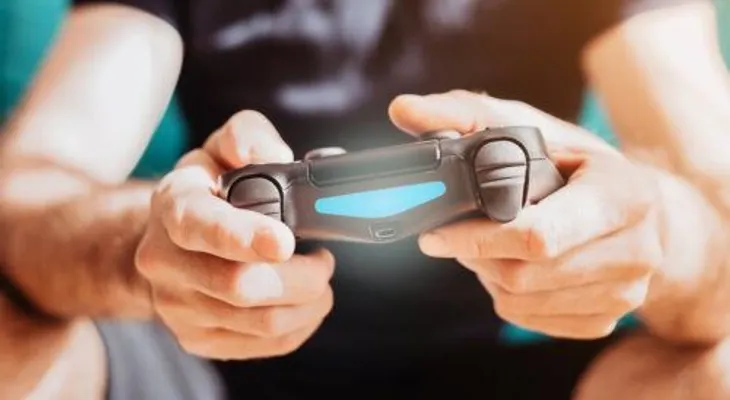 La tendinites de la mano y la muñeca es producida por el abuso de los videojuegos