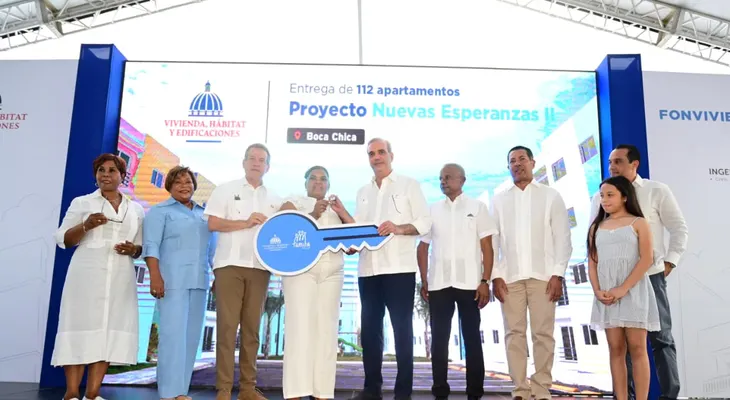 Banreservas financia más de RD$117 millones para 60 viviendas en Boca Chica.