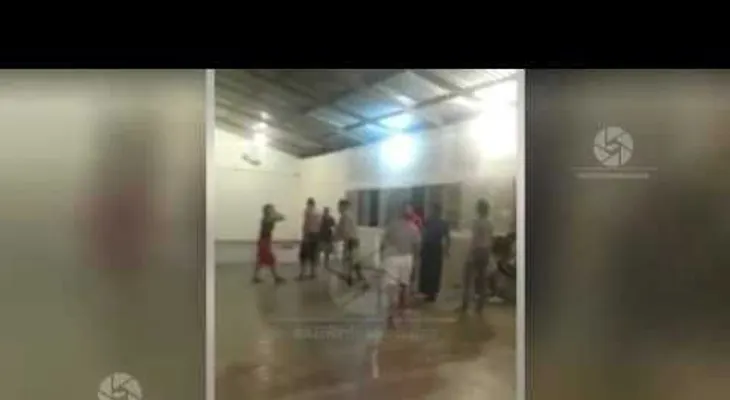 Dos mujeres se van a los puños por el amor del pastor de la iglesia