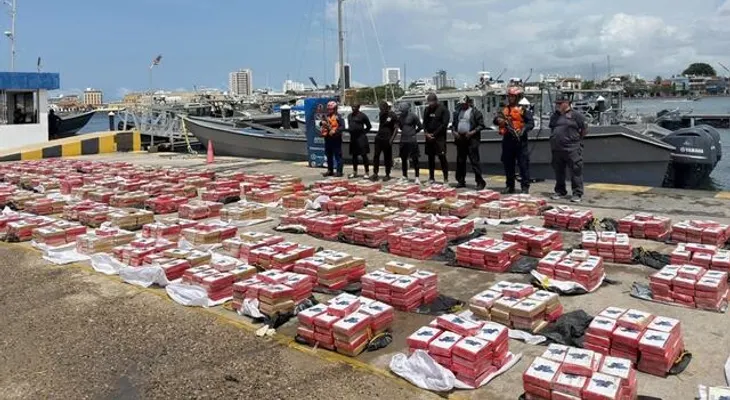 Policía de Colombia incauta 7,6 toneladas de cocaína en el puerto de Cartagena