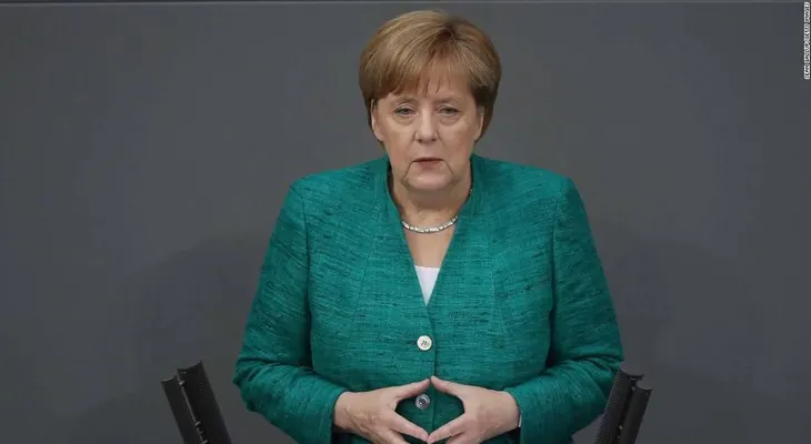 Angela Merkel alerta que el tema de inmigración es â??decisivoâ? para el futuro de Europa