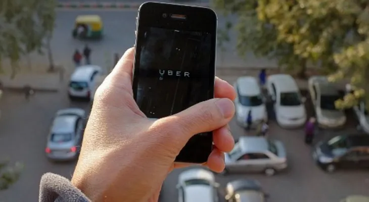 Cadena perpetua para exconductor de Uber que violó a una pasajera en la India