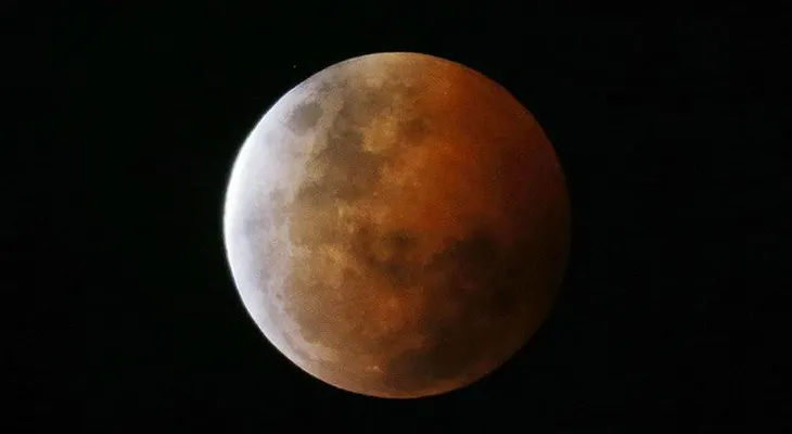 La superluna de sangre iluminará el cielo este septiembre 