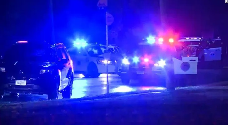 Dos policías mueren en ataques tipo "emboscada" en Iowa