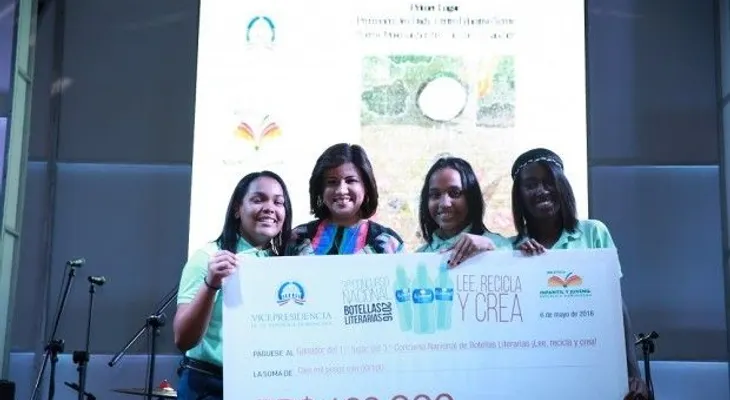 Biblioteca Infantil entrega premios de hasta RD$100 mil en concurso de reciclaje