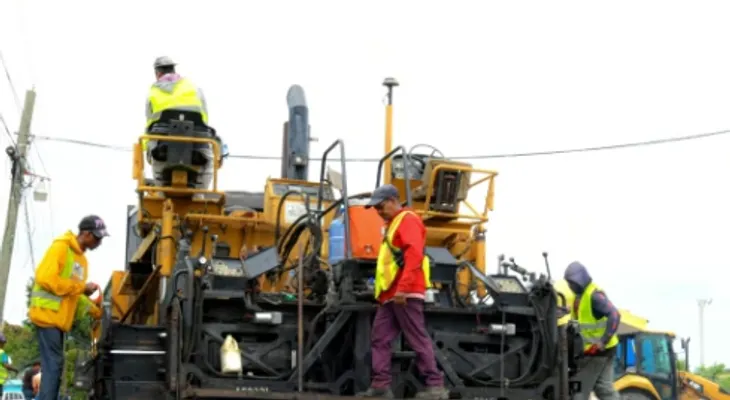 MOPC reconstruye carreteras en por monto superior a los RD$500 millones