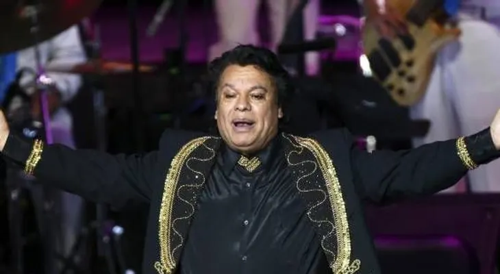 El mundo mantiene expectativa por "aparición" de Juan Gabriel, pero este cuento nunca termina 