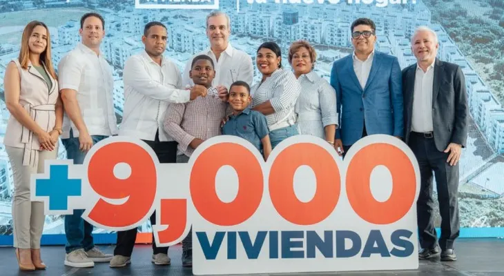 Abinader entrega 266 apartamentos en San Luis; Plan Mi Vivienda Supera 9,000