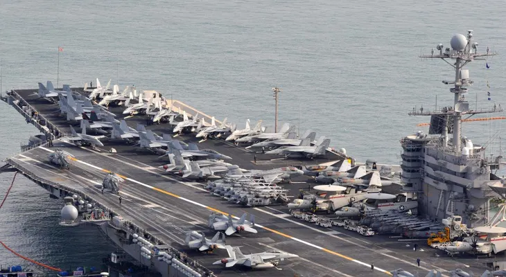 China impide a portaaviones nuclear de EE.UU. atracar en Hong Kong
