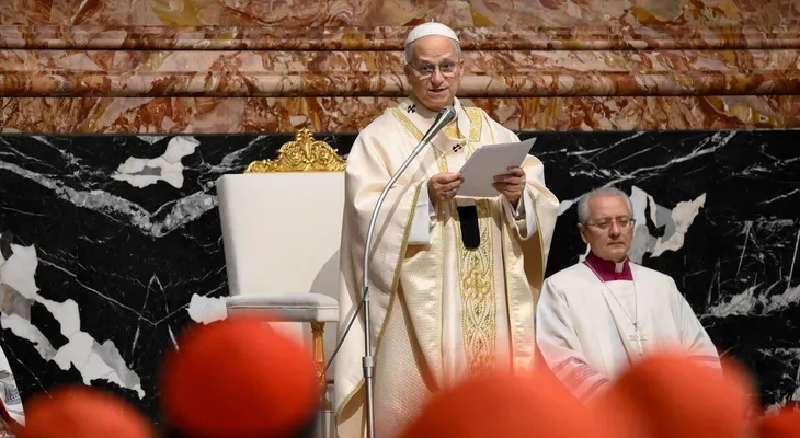 El papa León XIV deroga los recortes salariales que Francisco impuso a cardenales y curia en 2021