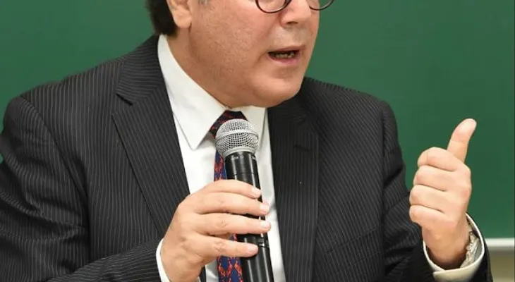 Jottin Cury denuncia sector PRM busca reformar Carta Magna para rehabilitar a DM 