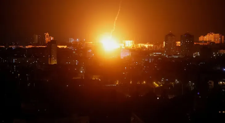 Rusia lanza ataque masivo contra Kiev: al menos nueve muertos y heridos en la capital ucraniana