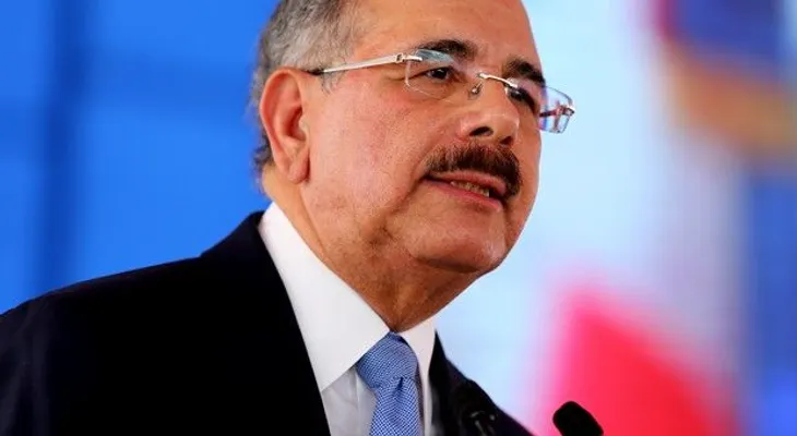 Danilo Medina se perfila para ganar con una votación histórica