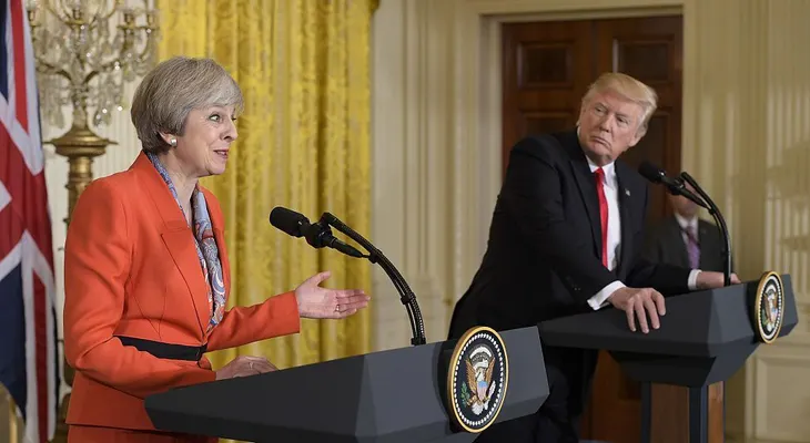 Petición para bloquear a Trump en Reino Unido sobrepasa 1,6 millones de firmas
