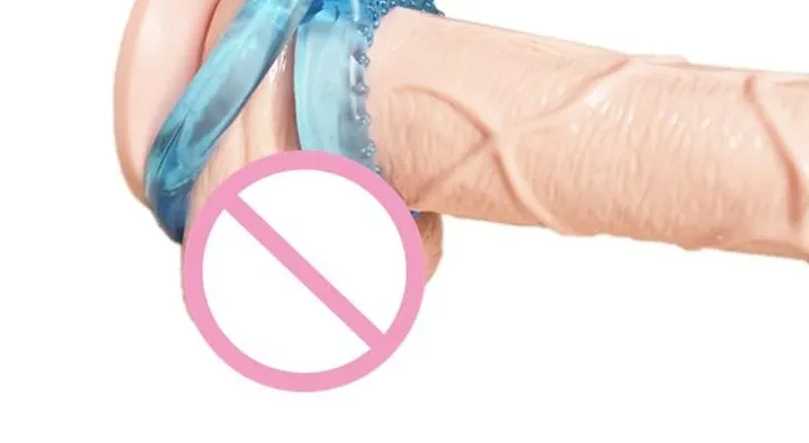 Los anillos para el pene con vibrador pueden ser muy placenteros para la mujer