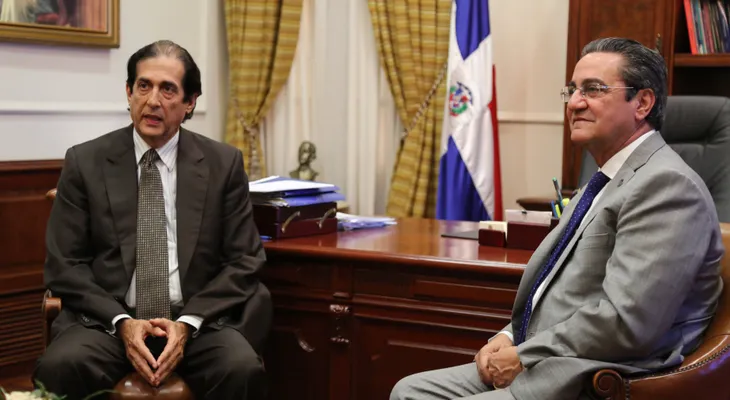El Gobierno y la UASD acuerdan retormar diálogo en noviembre