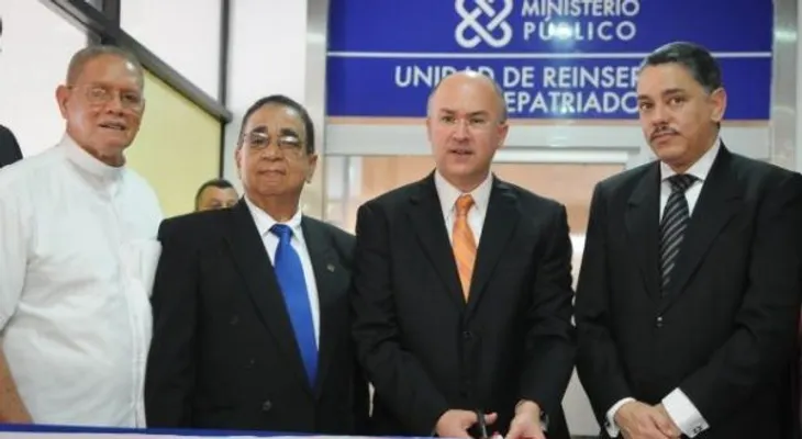 Dejan en funcionamientos oficina para reinserción de repatriados