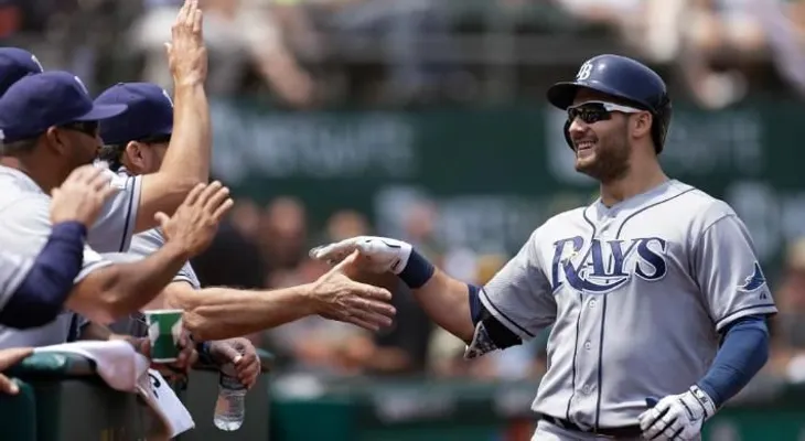 Rays evitan barrida en Oakland 