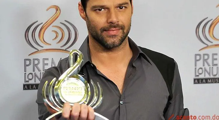 Ricky Martin complace a Nicolás Maduro, aclara imágenes de vídeo