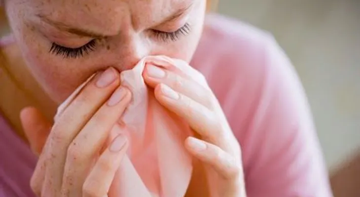 Tips para prevenir la gripe en el lugar de trabajo y en los viajes