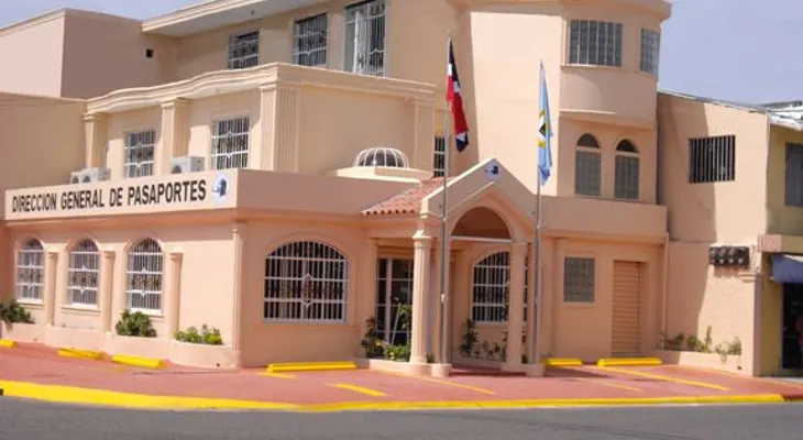 Directora Pasaportes aclara no se le negó el documento a Juliana Deguis Pierre