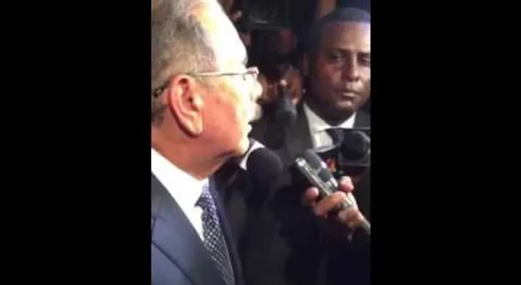 Danilo le dan de su propia medicina con "protesta sorpresa"; dijo: "y eso era lo que me querían preguntar" (VIDEO)