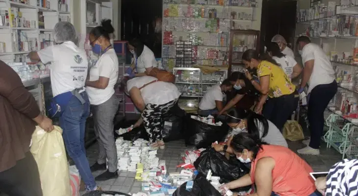 Decomisan más de 25 mil cajas de medicinas no aptas para el consumo en Moca