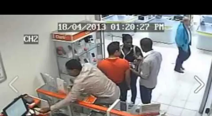Video: Un Ladrón de celulares muy fino