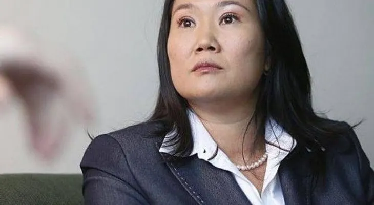 Keiko Fujimori gana terreno; solo la separan 46,838 votos de Pedro Kuczysnki