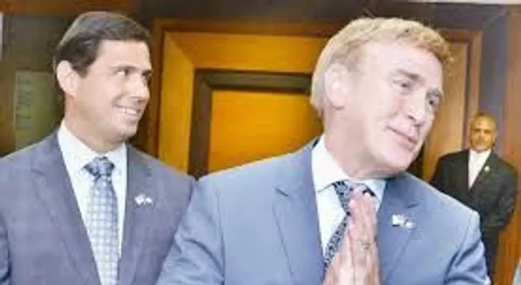 Solicitan a Obama quitar embajador Brewster; lea la carta íntegra 