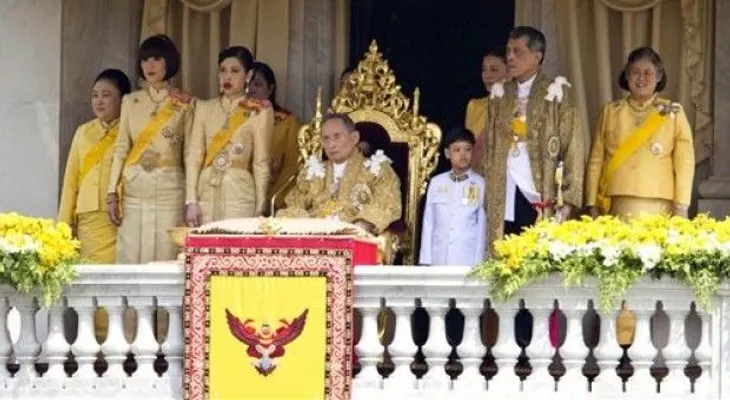 El rey de Tailandia cumple 88 años