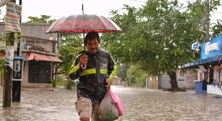 ¿Te parece que está lloviendo demasiado en México? Tienes razón, y este experto explica por qué (y sus riesgos)