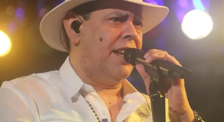 Fernando Villalona cumple hoy 59  años de edad
