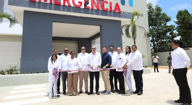 Abinader inaugura primer hospital traumatológico región Este en Higüey