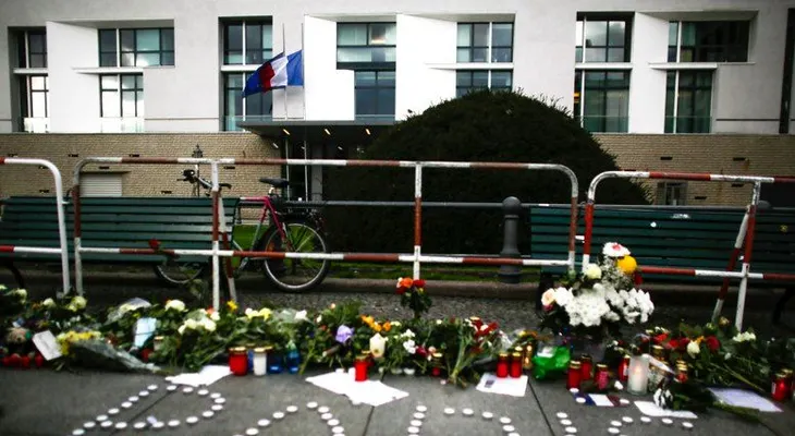 Gobiernos latinoamericanos condenan ataques en París