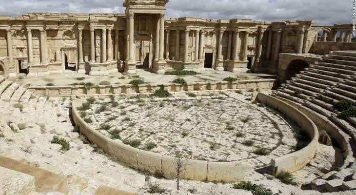 Régimen sirio recupera la antigua ciudad de Palmira de manos de ISIS