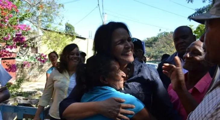 Minou se compromete a desarrollar potencial económico y social de Barahora y la región suroeste
