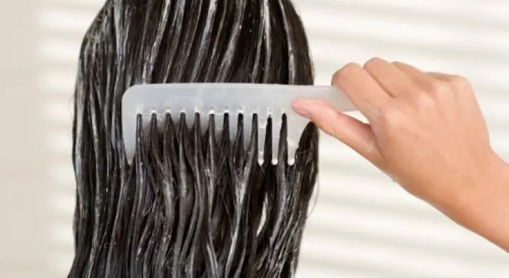 Cuidados que debes tener con tu cabello antes de dormir