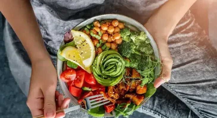 Una dieta vegana poco saludable puede aumentar un 20% el riesgo de sufrir cáncer de mama, según estudios