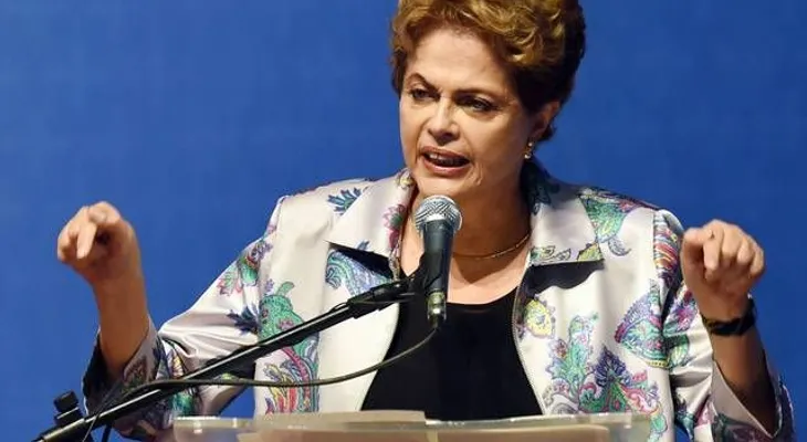 Corte suspende proceso de impugnación a Dilma Rousseff