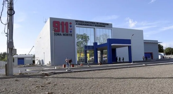Presidente Medina inaugurará el 9-1-1 en Santiago el 30 de mayo