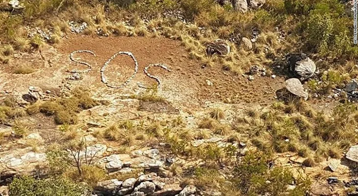 Un misterioso letrero de SOS en una parte remota de Australia confunde a la policía