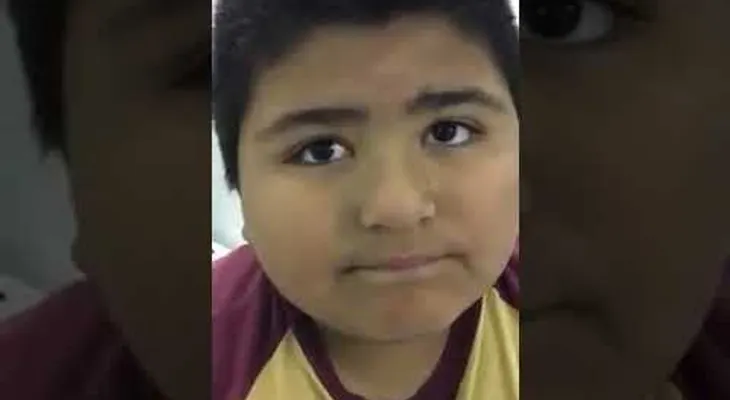 Un niño se "traga" por accidente un silbato que recorre el MUNDO 