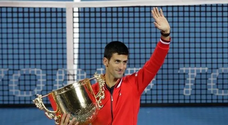 Djokovic vence a Nadal y logra la corona en China